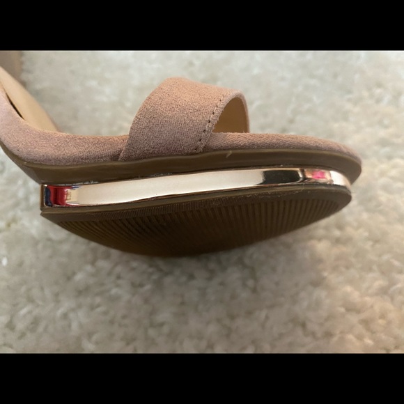 Light pink heels size 9 - Picture 5 of 6